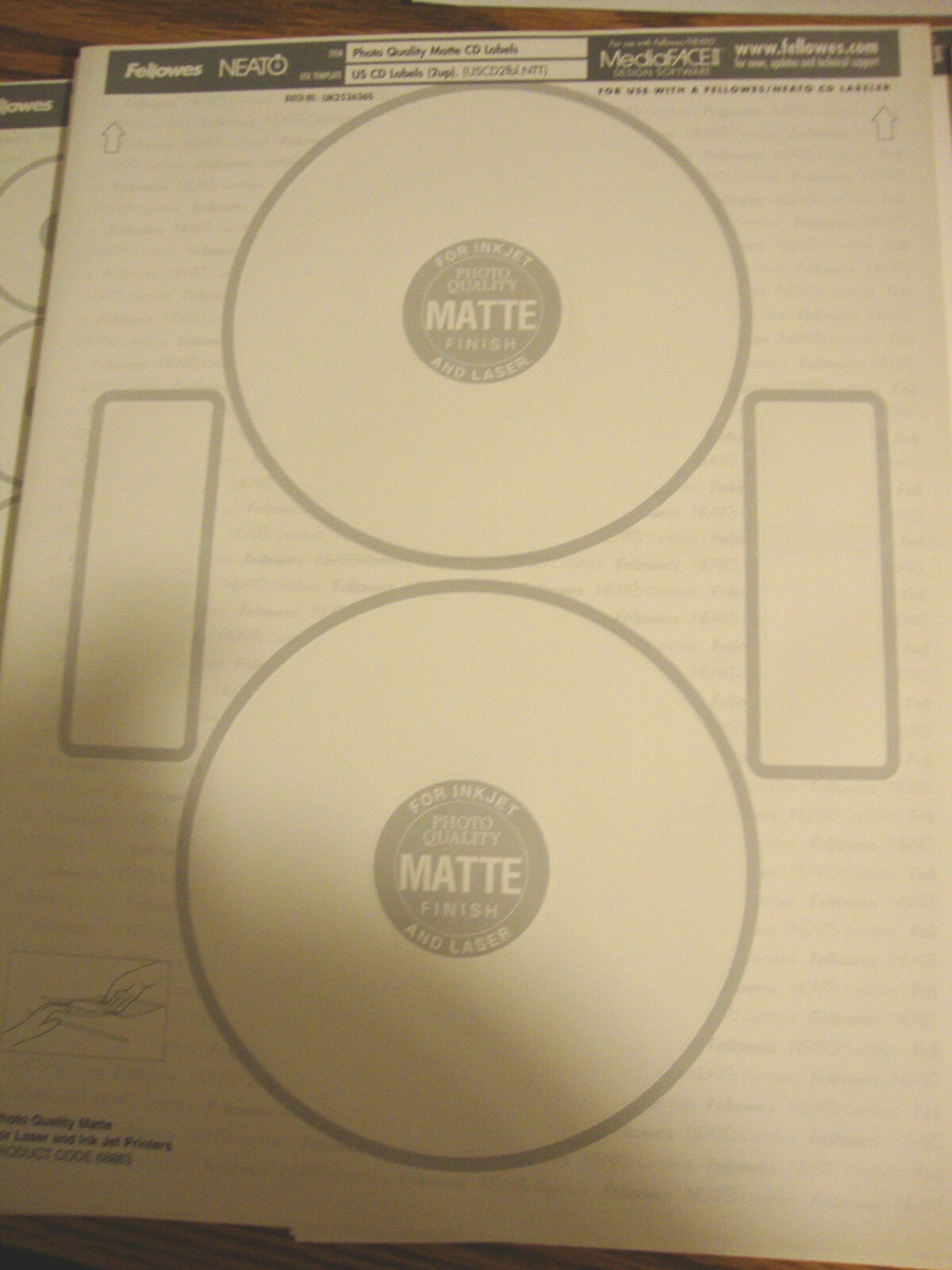 Mixed Lot Fellowes CD/DVD Neato Labels 69141, 68644, 68863, 69143 & 42 Matte WHT