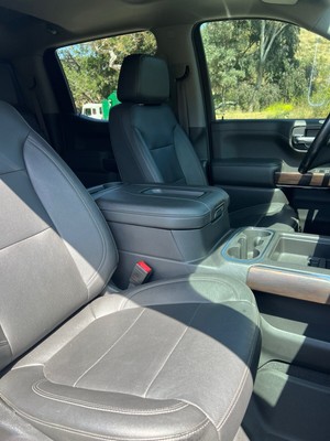 image 13 of interior