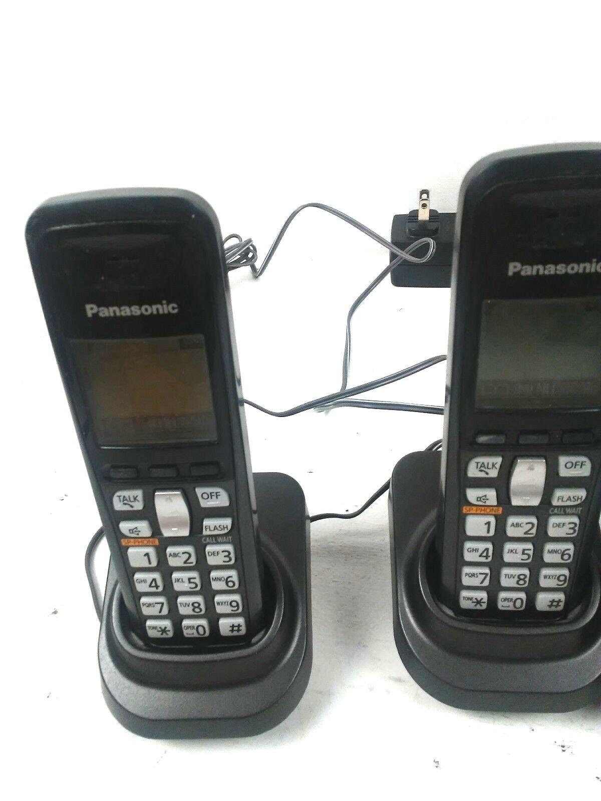 Panasonic KX-TG6431 Expandable Phone System DECT6.0, w/ 4 Handsets KX-TGA641