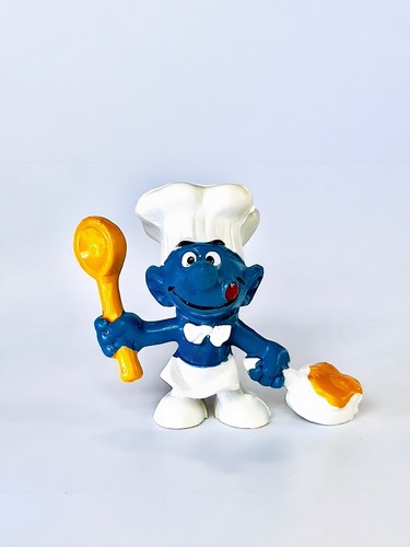Smurfs 20073 Cook Smurf PVC figure Chef w/Spoon Original
