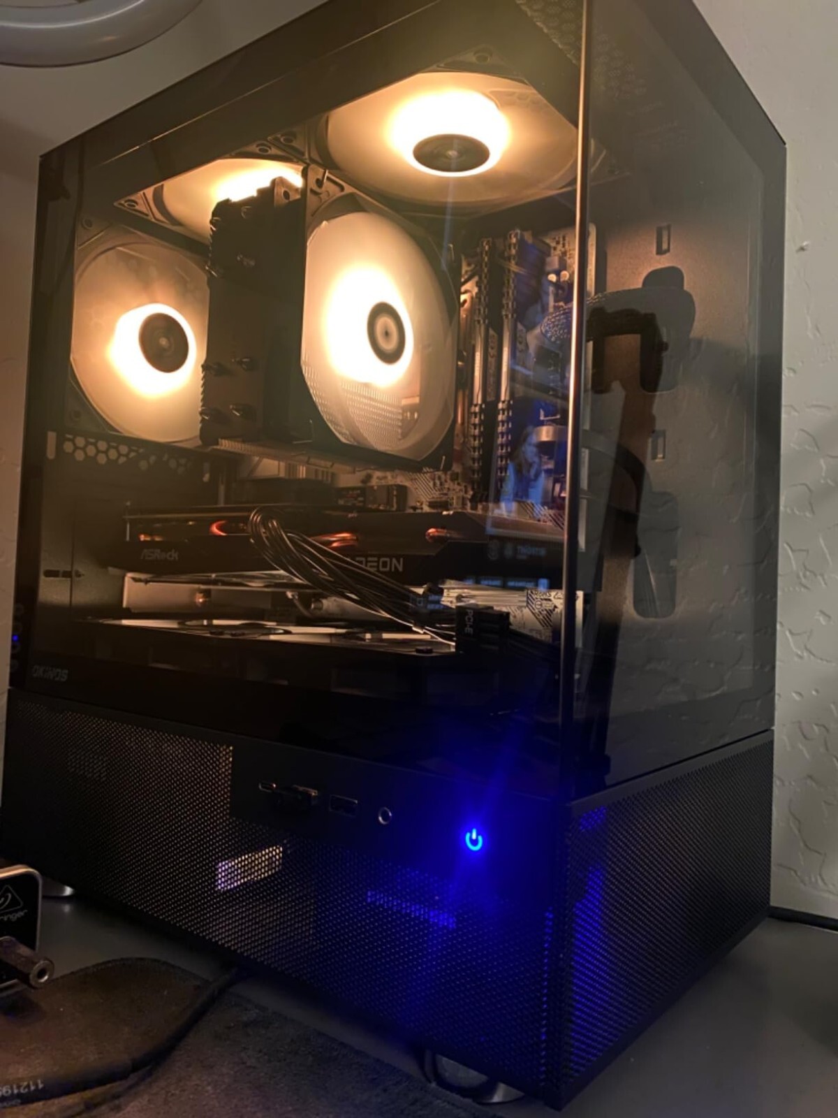 RTX 3070 Ti, Ryzen 7 5700X3D, 32GB DDR4, 1TB NVME SSD Gaming RTX 3070 Ti, Ryzen 7 5700X3D, 32GB DDR4, 1TB NVME SSD Gaming