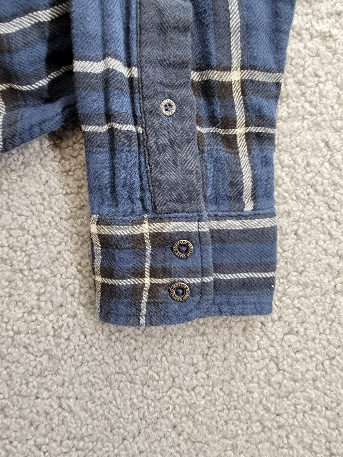 Buffalo David Bitton Sujay Plaid Long Sleeve Shirt Men's S Whale Patch Pocket - Picture 11 of 19