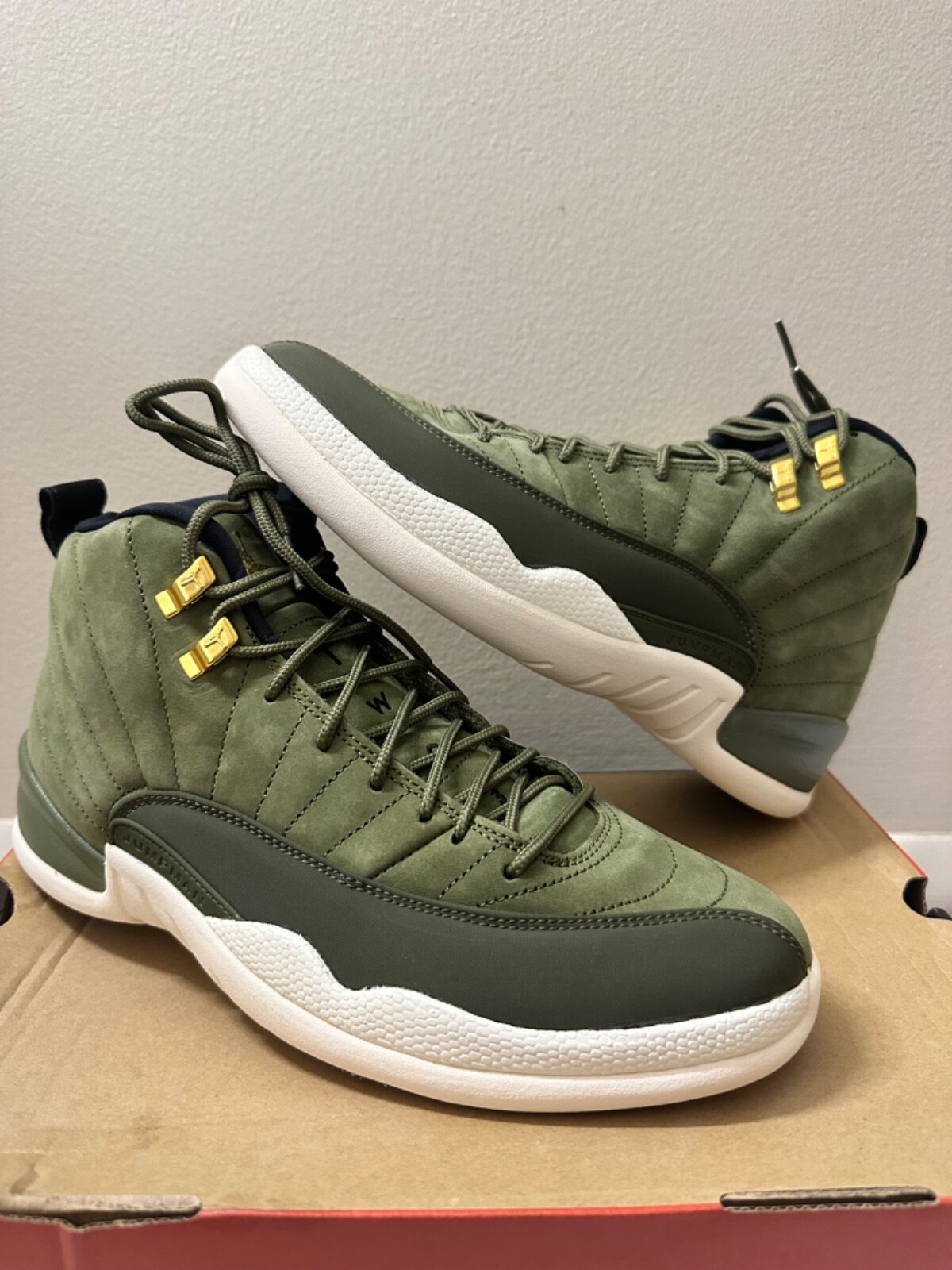 DS Size 10 - Jordan 12 Retro CP3 Class of 2003 2018 DS Size 10 - Jordan 12 Retro CP3 Class of 2003 2018