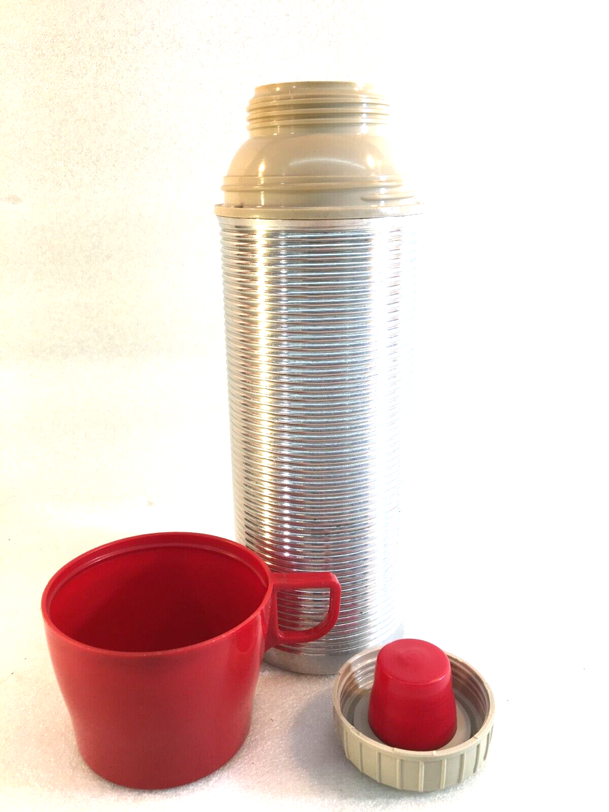 THERMOS