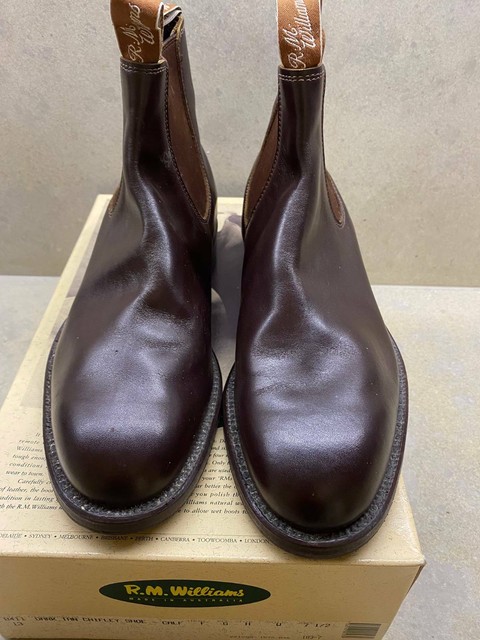 gumtree rm williams boots