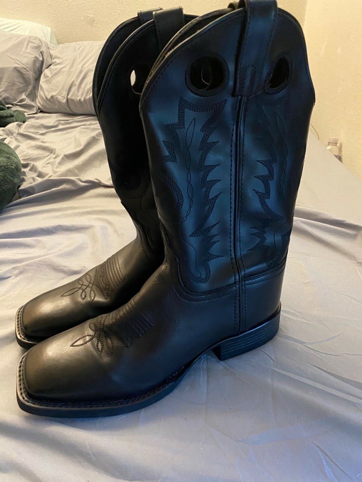 S Outlaw Black Leather Cowboy Boots