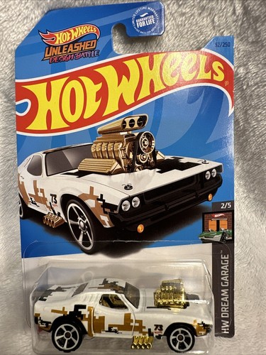 Hot Wheels Porsche 930、Rodger Dodger セット Amazon.com: Hot Wheels Mega Rodger Dodger Vehicle Building