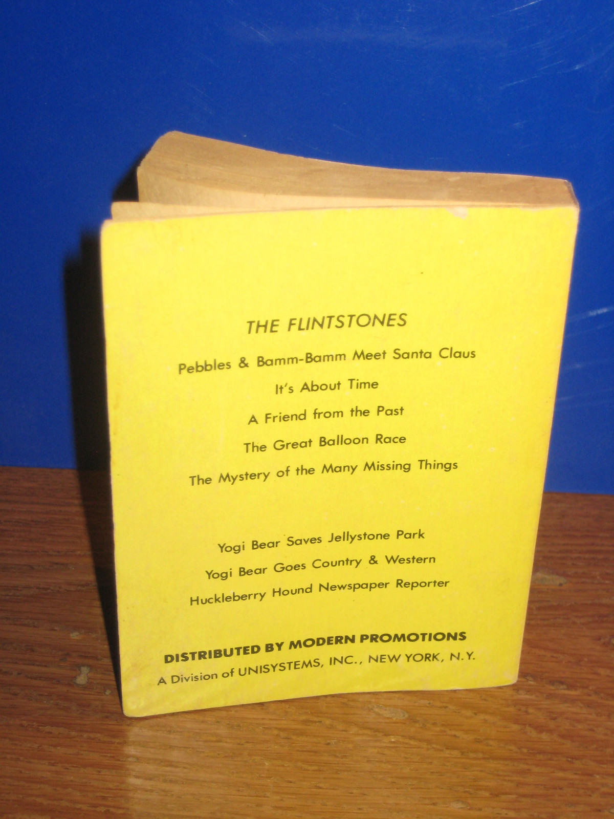 Vintage Hannah Barbera Huckleberry Hound Newspaper Reporter 1977 Cartoon