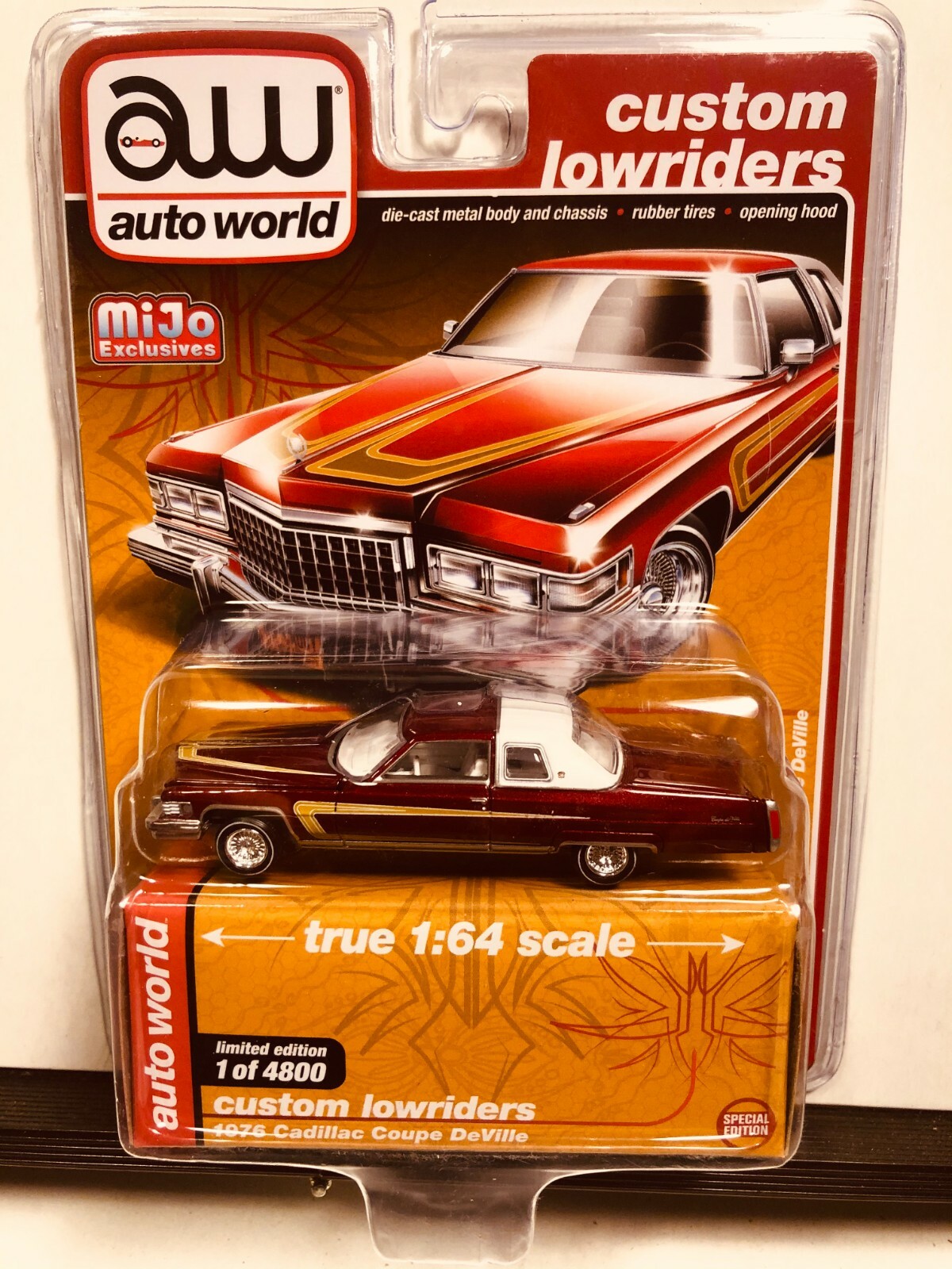 1/64 AUTO WORLD MIJO EXCLUSIVES 1976 CADILLAC COUPE DeVILLE