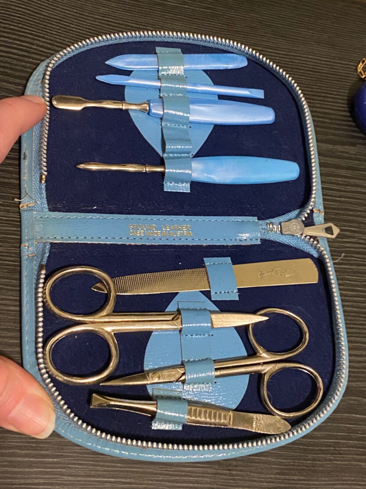 快適グッズ・旅行小物 VINTAGE LEATHER GROOMING CASE 1930s s-l1200.jpg