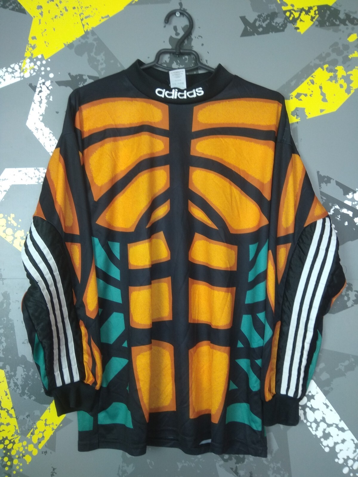 adidas サッカーシャツ イエロー ハメス10 adidas サッカーシャツ イエロー ハメス10 - メルカリ