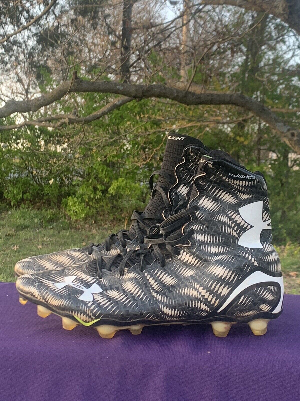 UNDER ARMOUR High Light Hi Tops Football Cleats Icon Snake UNDER ARMOUR High Light Hi Tops Football Cleats Icon Snake