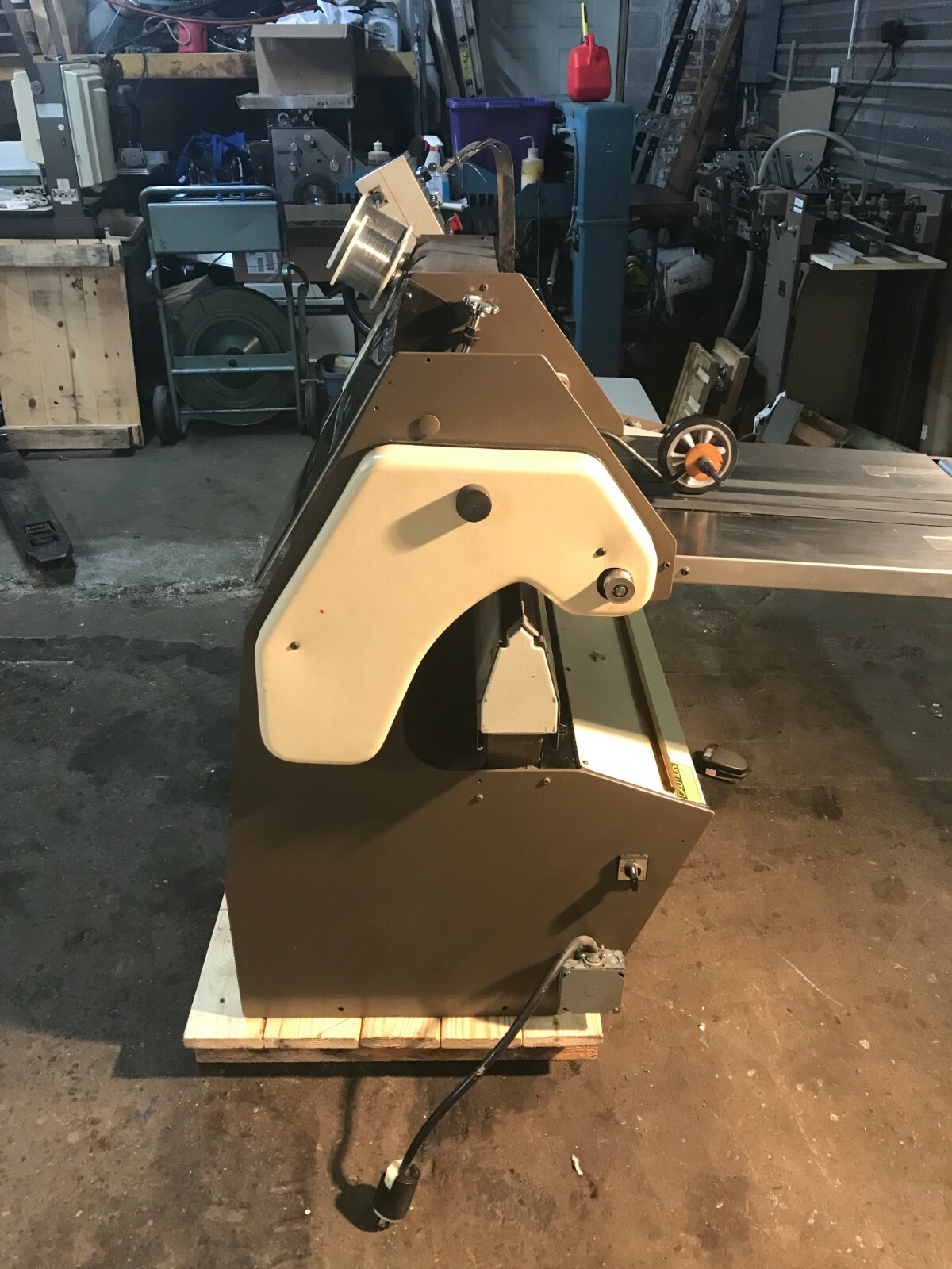 Rosback 318 Autostitcher Saddlestitcher