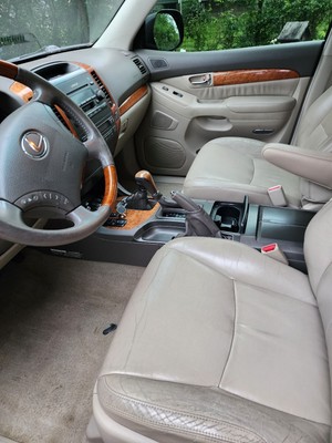 image 3 of interior