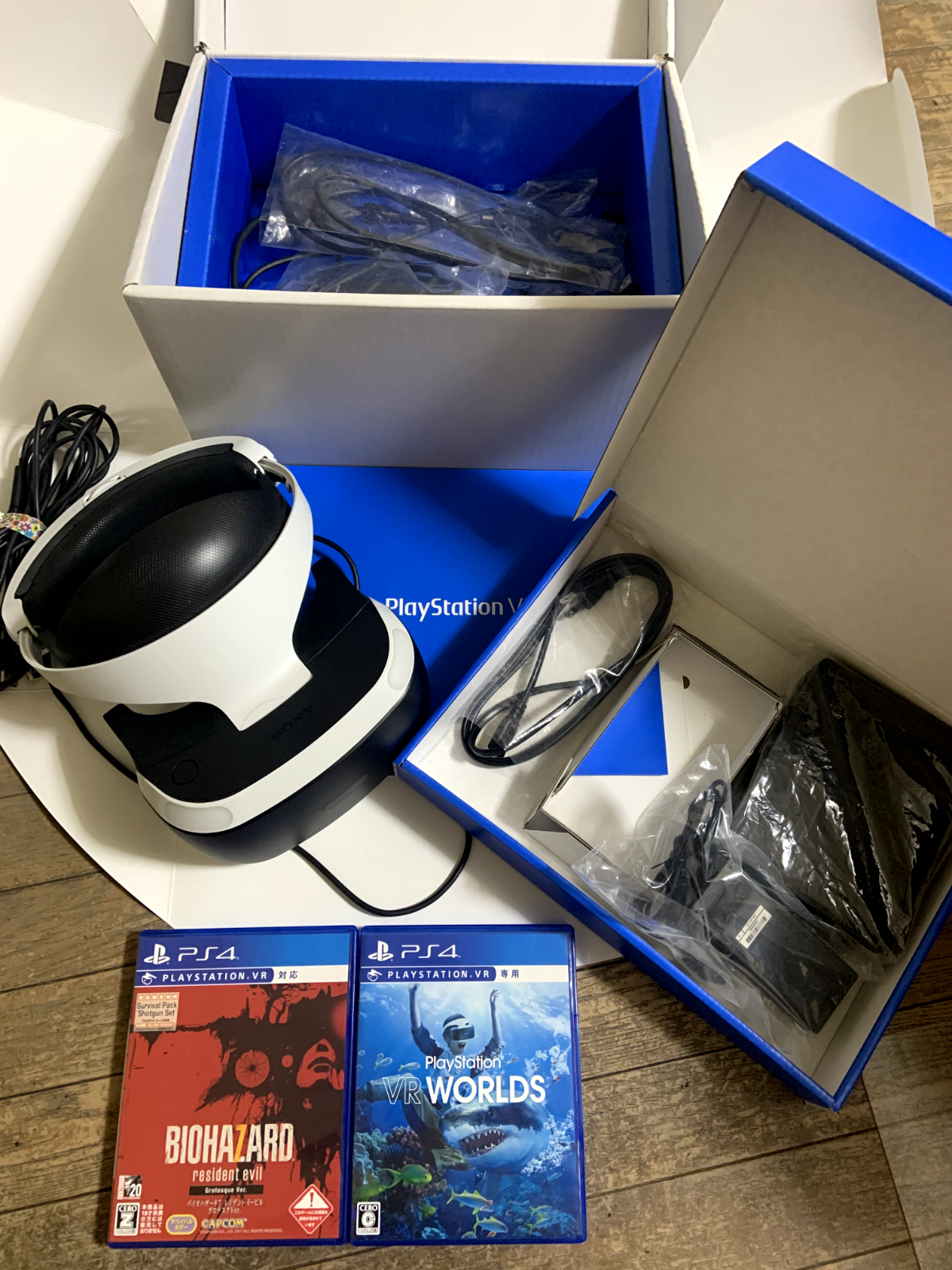 PlayStation VR - 新型PlayStationVR CUHJ-16003周辺機器セット Amazon.co.jp: PlayStation VR PlayStation Camera 同梱版