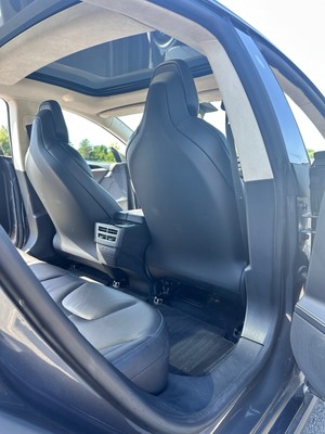 image 2 of interior