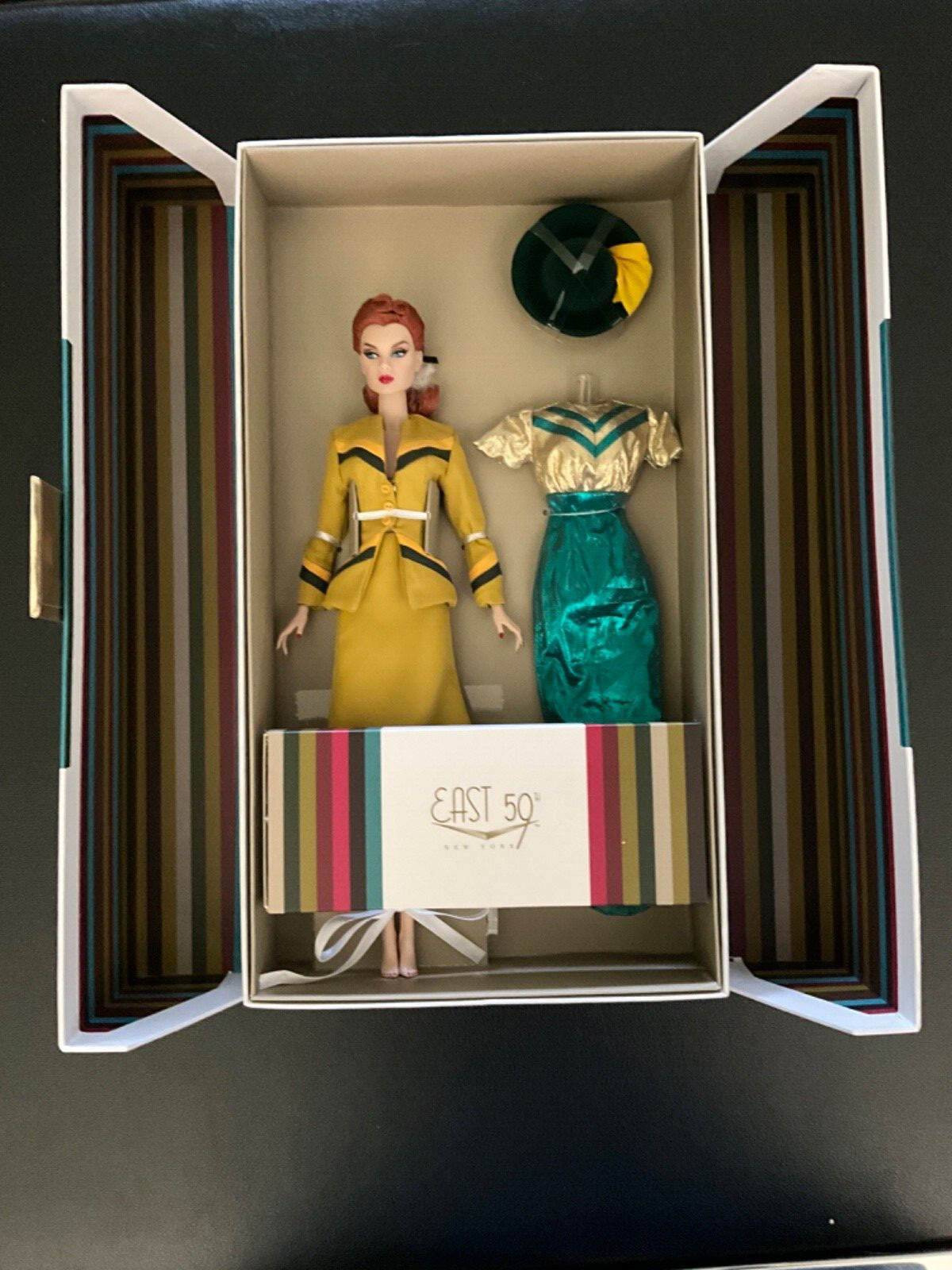 Integrity Toys New York Bound Victoire Roux New MIB Fashion