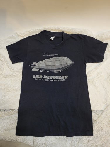 ミュージシャン LED ZEPPELIN A NEW DAY WILL DAWN TSHIRT Led Zeppelin