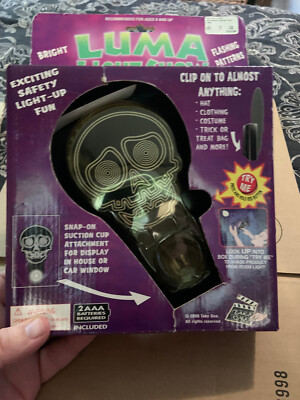 Luma Light Show- Halloween- Skull- in box 2000 Take One