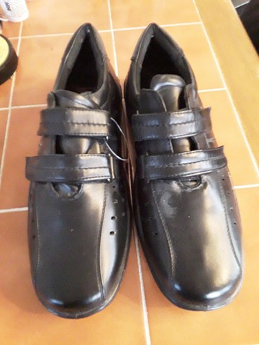 Image Cushion walk Mens Trainer Style Shoe Black Size 9 New With Tags Image Cushion walk Mens Trainer Style Shoe Black Size 9 New With Tags