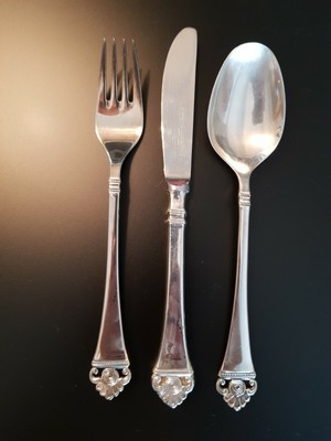 Besteck Rosenmuster gebraucht kaufen! 4 St. bis -65% günstiger