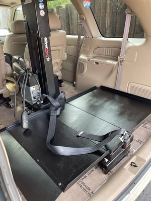 image 18 of interior