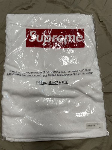NEW SUPREME BOX LOGO BEACH TOWEL WHITE RED SS14 RARE | eBay NEW SUPREME BOX LOGO BEACH TOWEL WHITE RED SS14 RARE | eBay