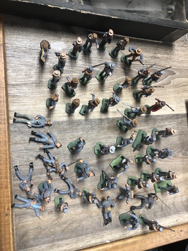 50 Lead Soldiers Confederate