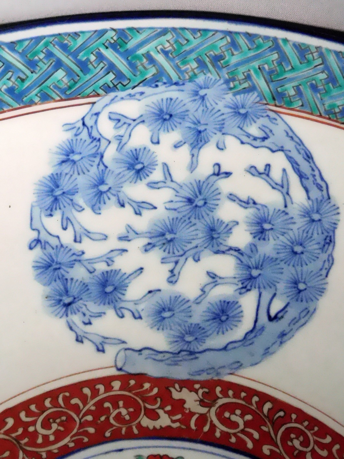 Enormous Antique Japanese Imari charger platter Meiji or earlier bamboo bonsai