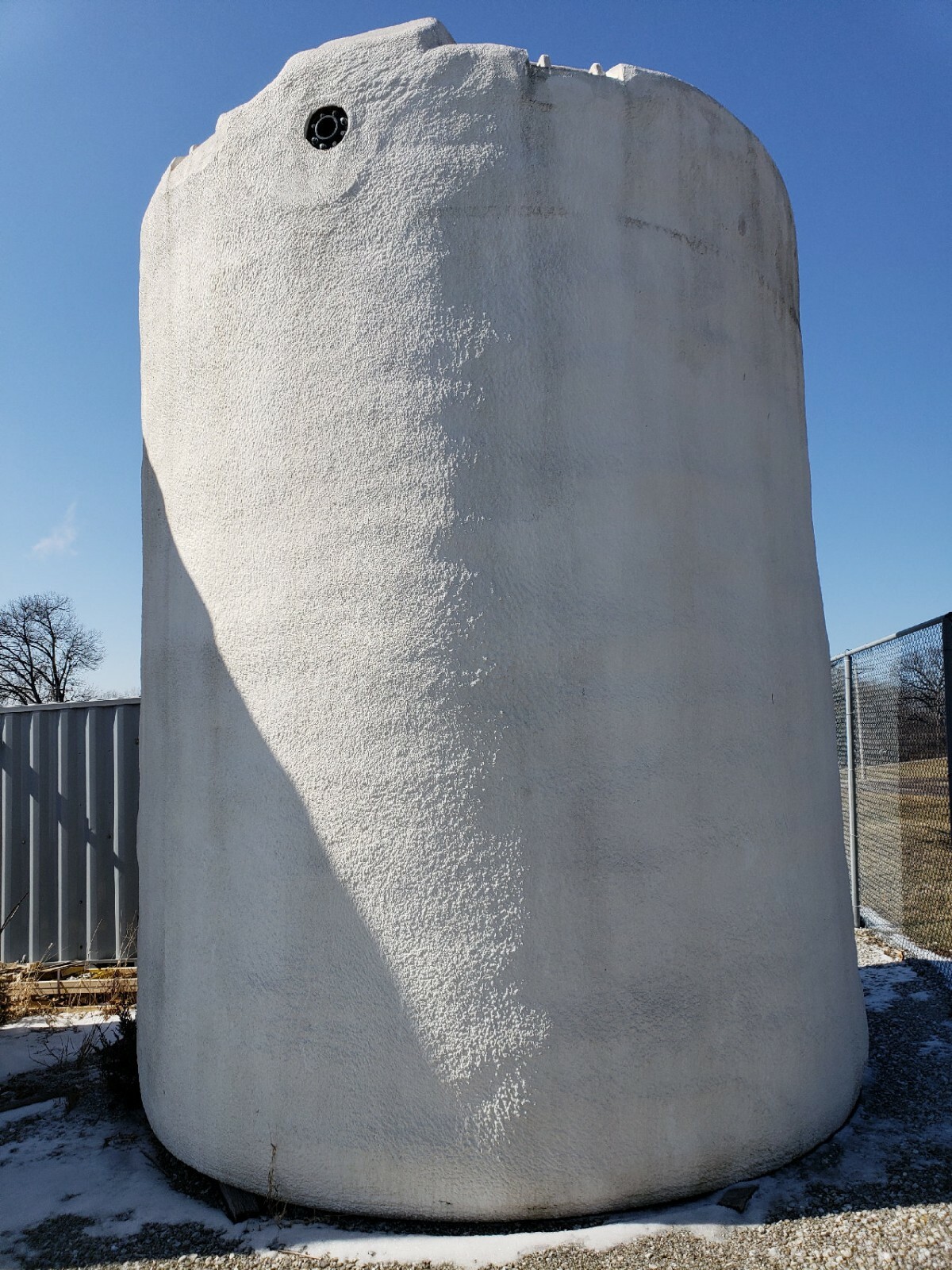 12,000 gallon tank cross linked polyethylene heat traced insulated