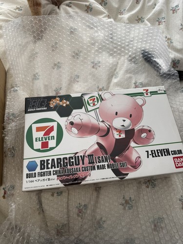 BANDAI x 7-Eleven 1/144 HG Beargguy III 7-11 Color Limited