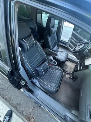 image 4 of interior