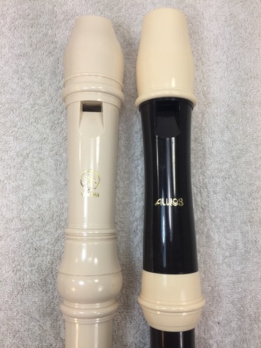 2 Vintage Recorders Aulos 209N-E Yamaha 22 12 32 B Made in Japan White Brown