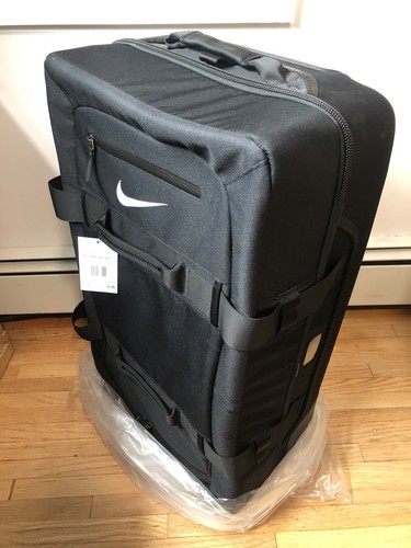 Nike FiftyOne49 Roller Bag Suitcase Black Medium Version Nike FiftyOne49 Roller Bag Suitcase Black Medium Version