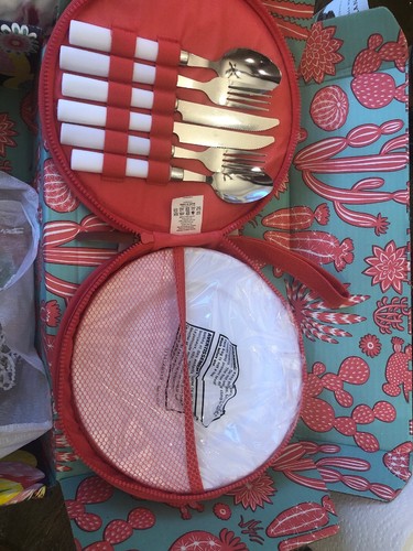 SUNNYLIFE LOVERS PICNIC SET In “Malibu”