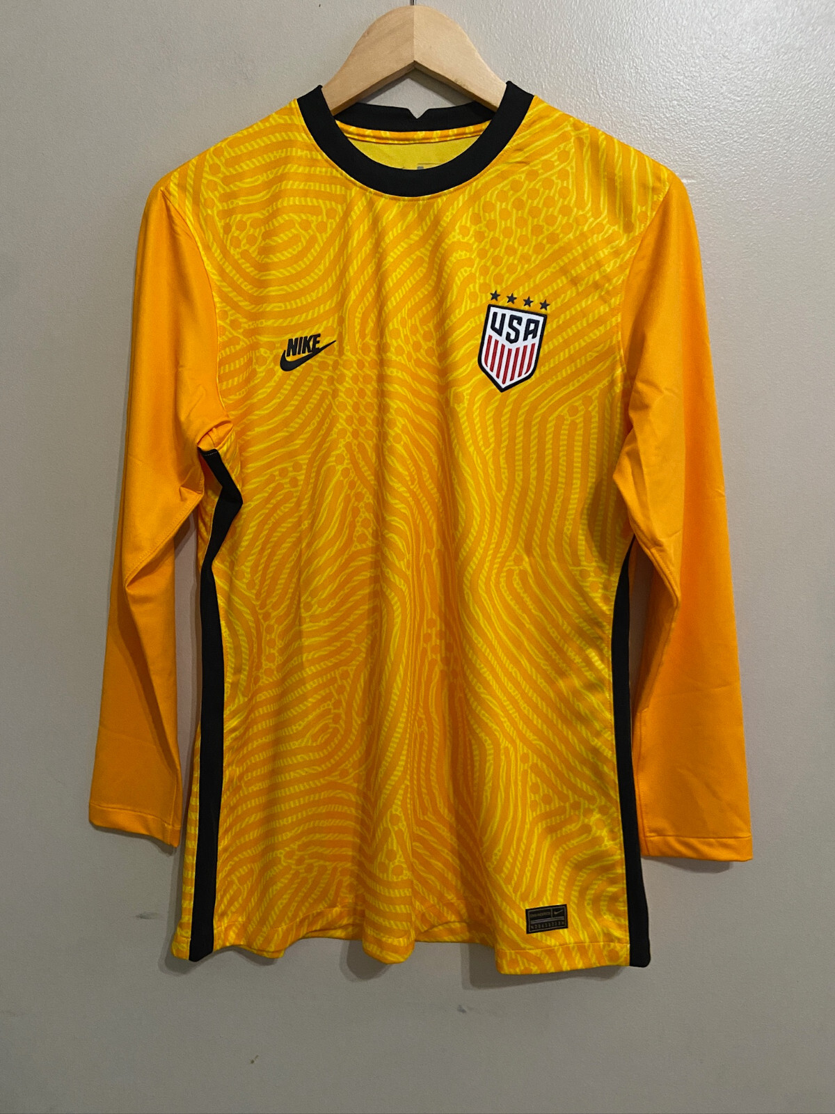 Nike USA National Team USWNT Goal Keeper Soccer Jersey