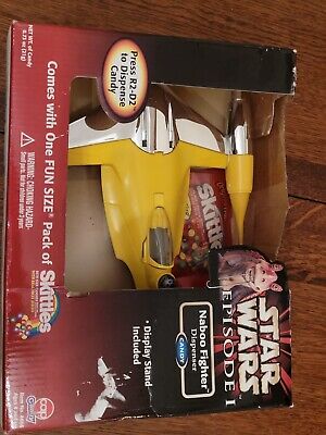 Star Wars Episode 1 NABOO FIGTHER Skittles Candy  Dispenser Vintage 1999 Hasbro 