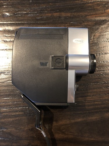 BENTLEY B-3 Super 8 Movie Camera With Carry Case and Manual