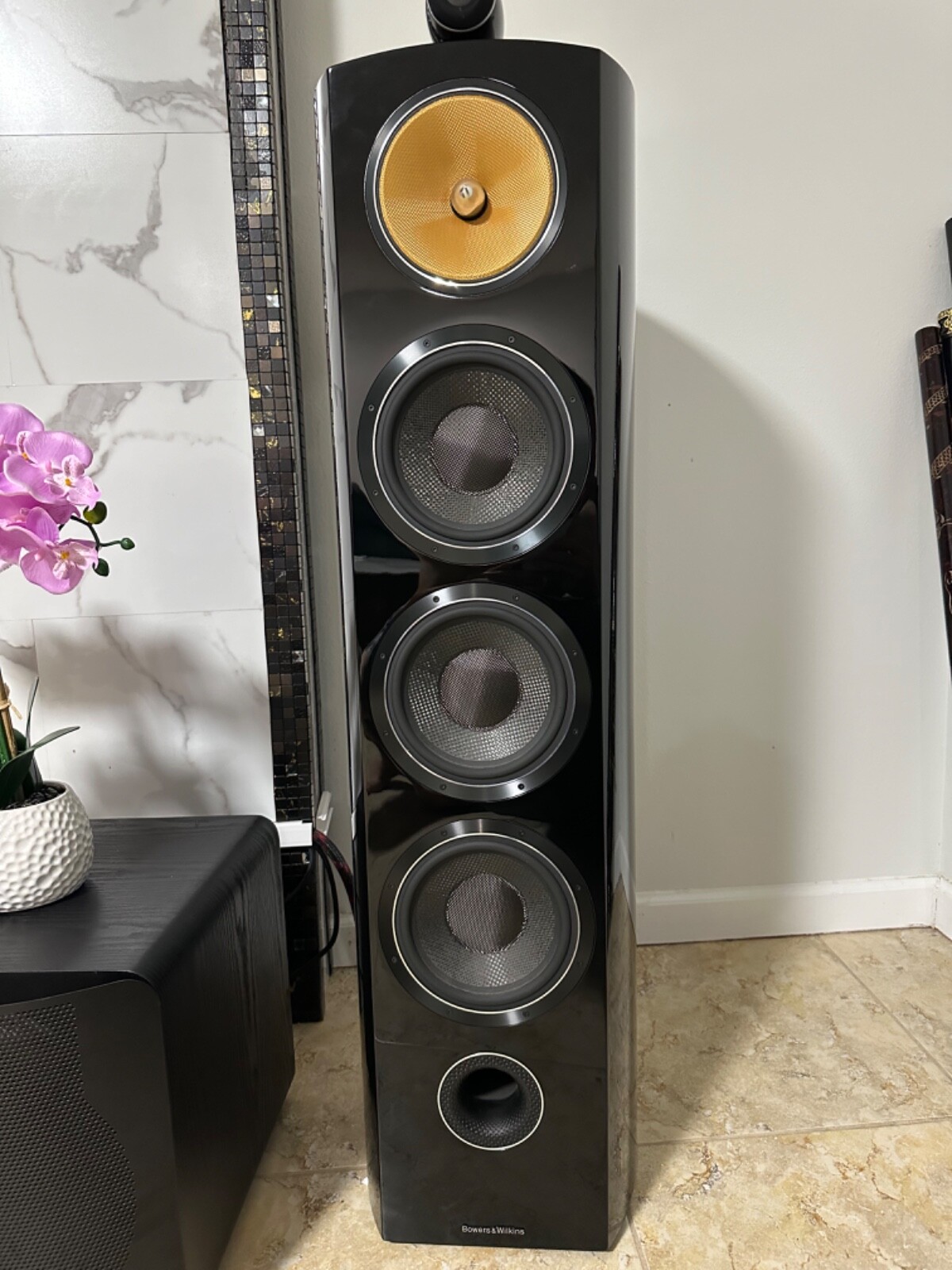 Bowers and Wilkins B&W Diamond 803D2 Speakers-pair)- Piano