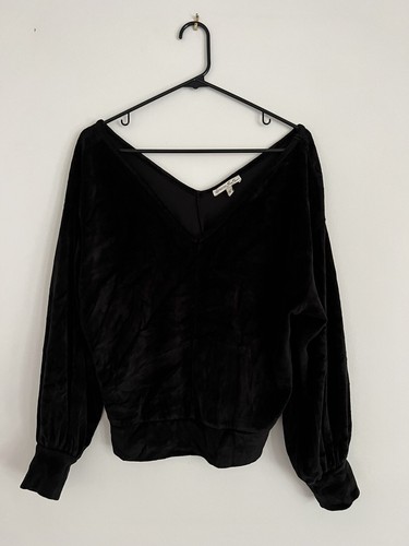 express one eleven off the shoulder surplice top