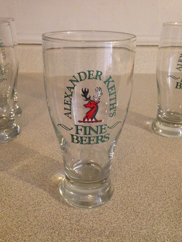 Set Of 4 Alexander Keith's Beer Glasses With Maritime Robe Bottle Opener