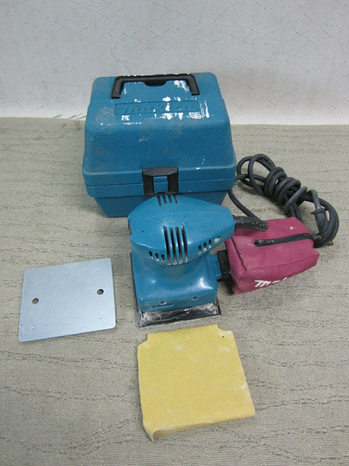 Makita BO4552 Palm Finishing Sander w/ Dust Bag & Original Case のeBay公認