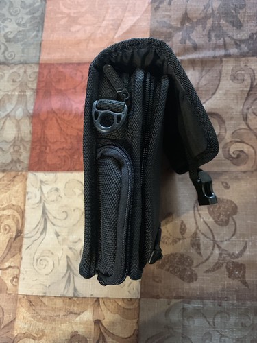 Nintendo DS Carrying Case Travel Bag With 8 Games