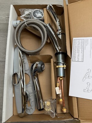 Delta B4310LF Foundations Core-B Pull-Out Kitchen Faucet w/Base Plate Chrome