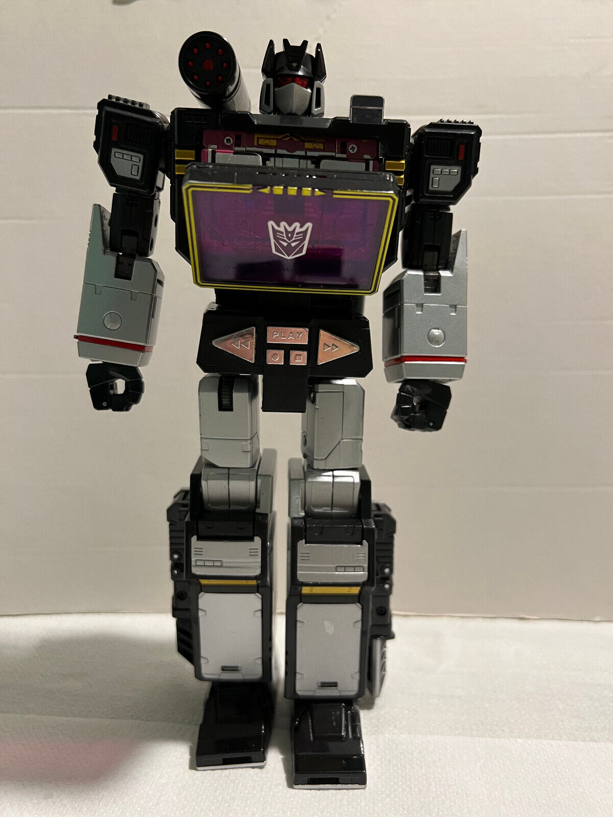 Transformers Masterpiece MP-13B Soundblaster + Coin - Takara Transformers Masterpiece MP-13B Soundblaster + Coin - Takara