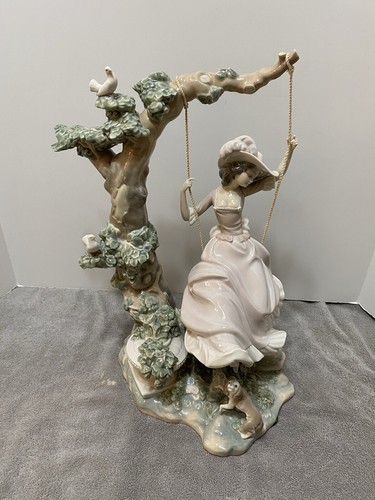 LLADRO - 【美品】リヤドロ GRACE AND BEAUTY Lladró Admiration #4907 figurines girl flower basket