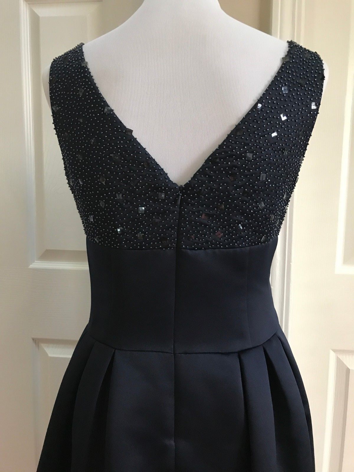 TALBOTS Women's Beautiful V-Neck Cocktail Evening Dress 10 P