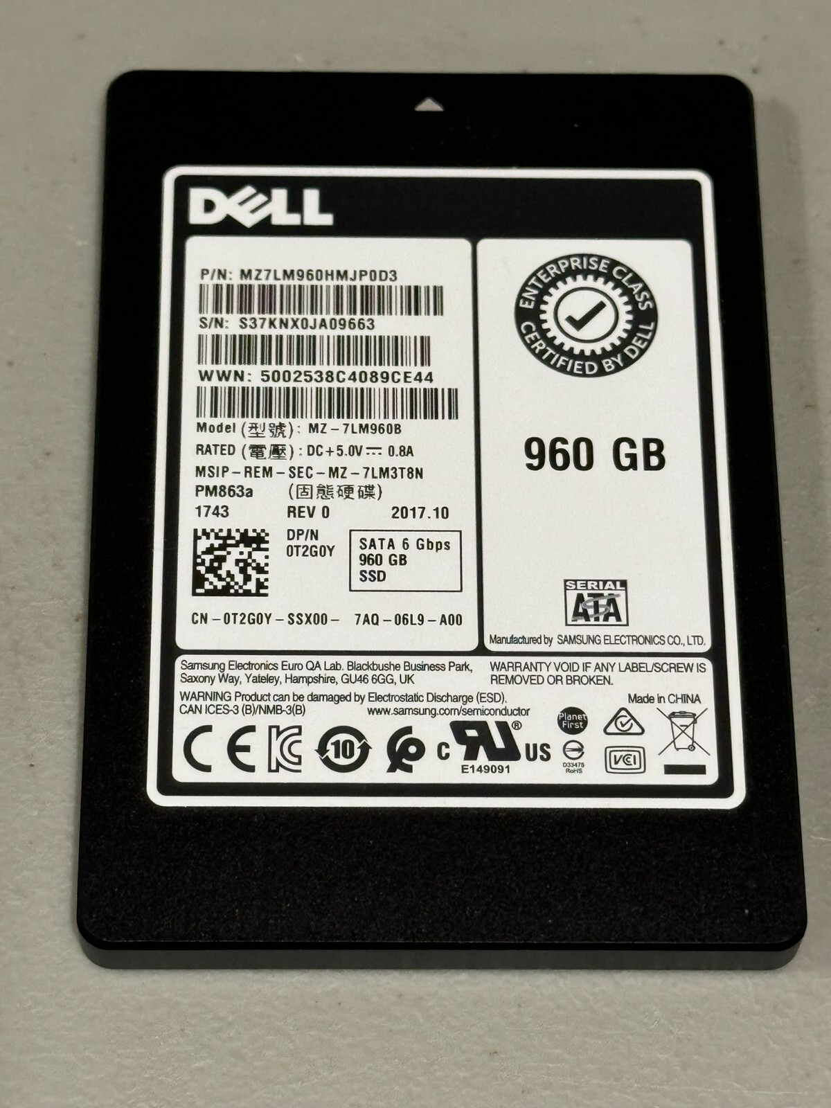 Dell純正 高耐久SSD 960GB 2.5 SAS マウンタ付き 定価36万 Dell純正 高耐久SSD 960GB 2.5 SAS マウンタ付き 定価36万