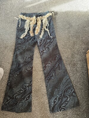 E.Loco Flocked Feather Trim Flare Jeans. size 8-10. bnwot