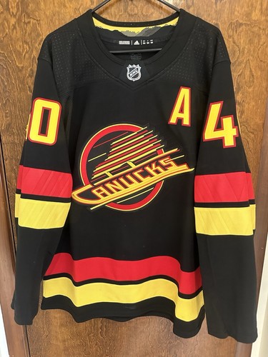 adidas black red & green skate jersey